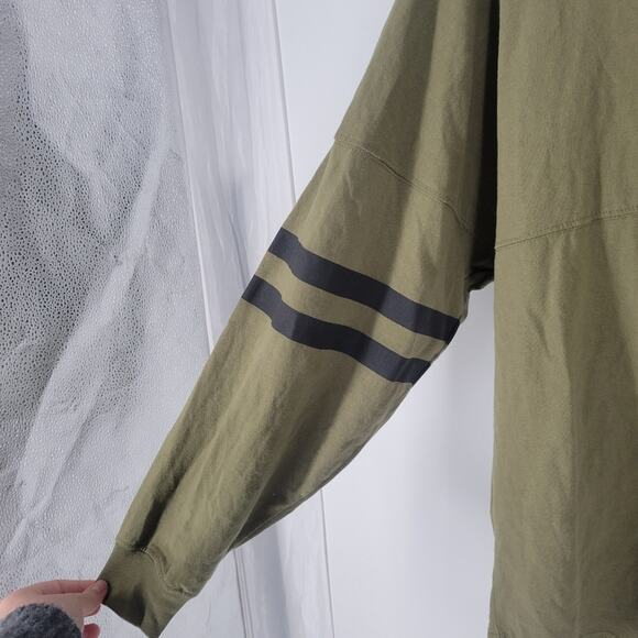 Disney Walt Disney World Green Black Crewneck Spirit Jersey S - Picture 2 of 7